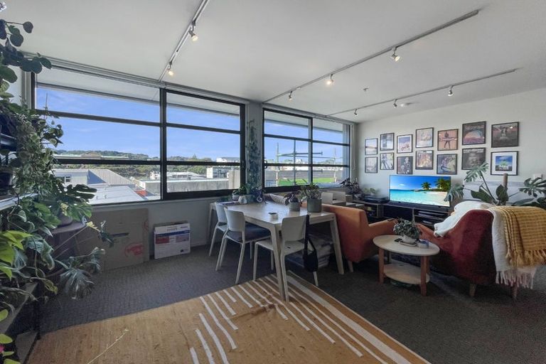 Photo of property in Revolucion Apartments, 304e/28 Torrens Terrace, Mount Cook, Wellington, 6011