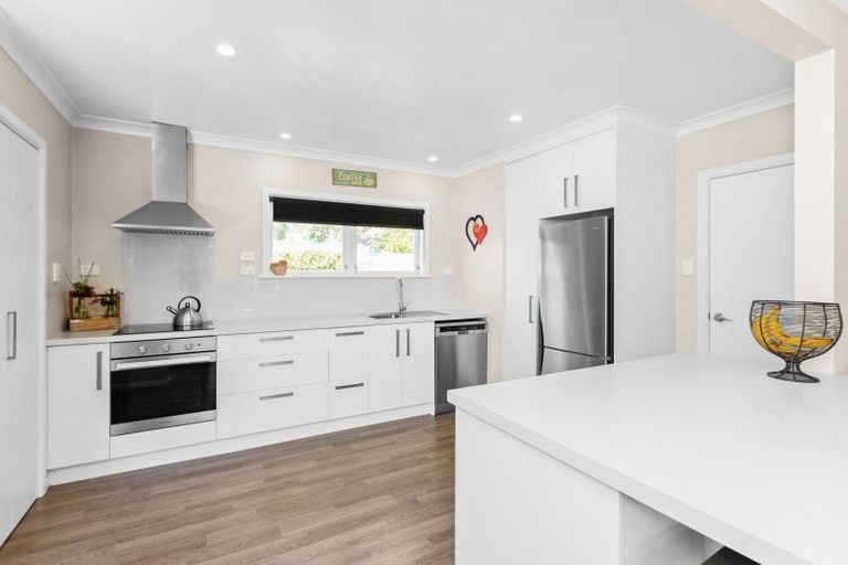 Photo of property in 25 Harpham Street, Taradale, Napier, 4112