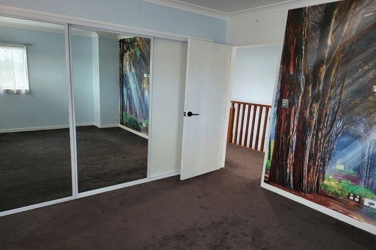 Photo of property in 69a Manuroa Road, Takanini, 2112