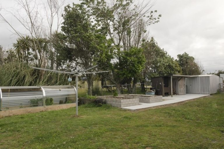 Photo of property in 22 Snodgrass Road, Westport, 7892