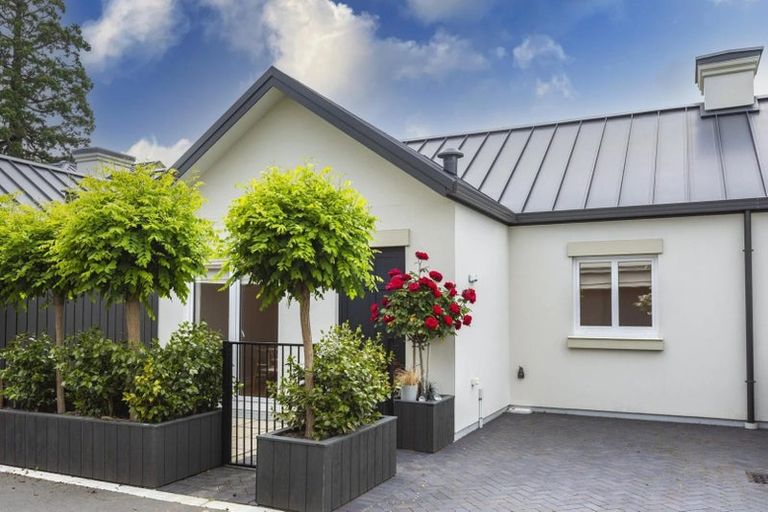 Photo of property in 3 John Britten Lane, Riccarton, Christchurch, 8011