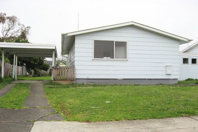 Photo of property in 20 Elmdon Street, Mangere, Auckland, 2022