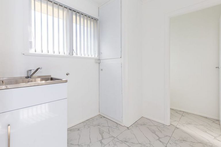 Photo of property in 9 Jupiter Street, Rosehill, Papakura, 2113