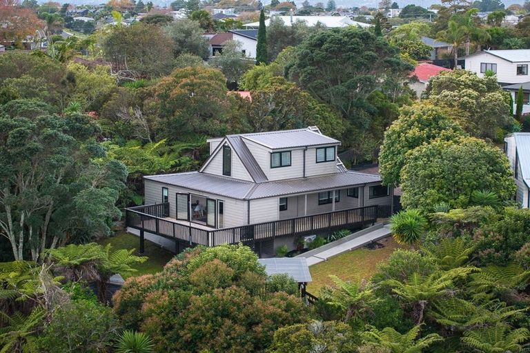 Photo of property in 41 Taioma Crescent, Te Atatu Peninsula, Auckland, 0610