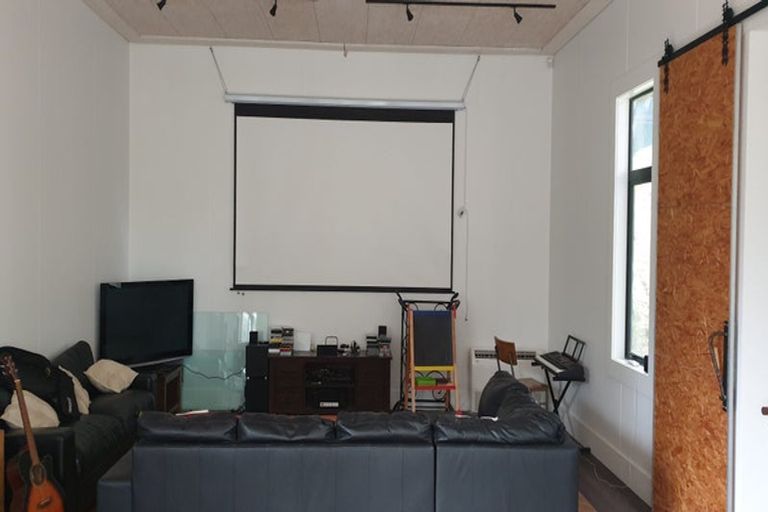 Photo of property in 30 Pacific View, Whitby, Porirua, 5024