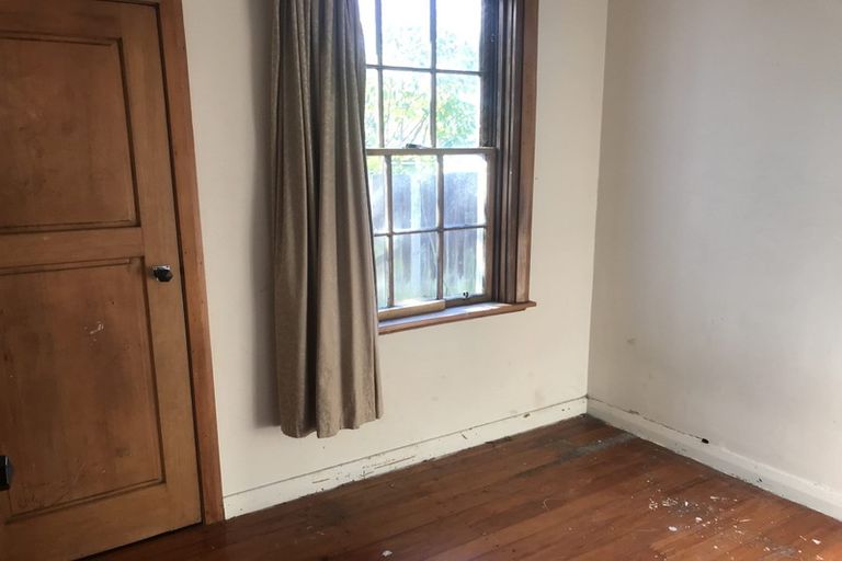 Photo of property in 21 Piko Crescent, Riccarton, Christchurch, 8041