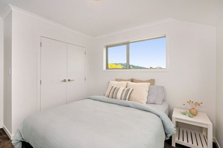 Photo of property in 11 Landing Road, Titirangi, Auckland, 0604