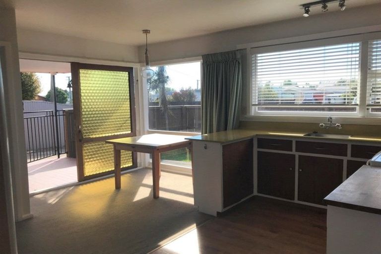 Photo of property in 28 Kellys Road, Mairehau, Christchurch, 8052