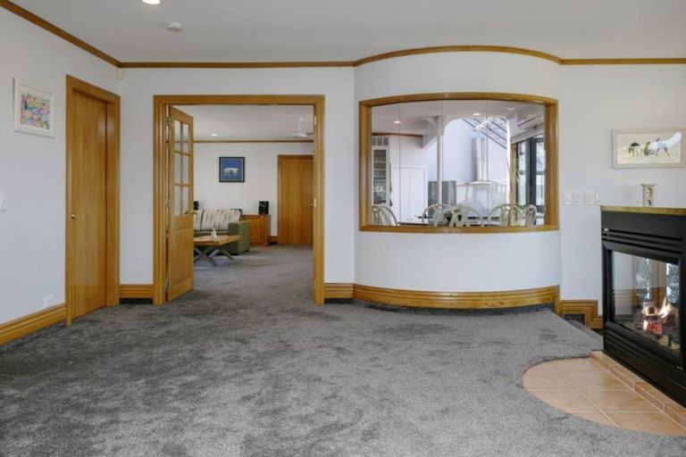 Photo of property in 16 Rhodes Fall, Rangatira Park, Taupo, 3330