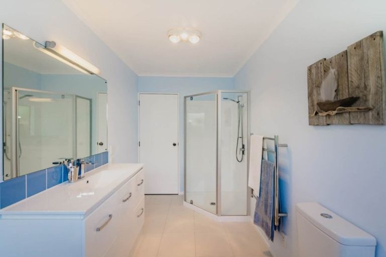 Photo of property in 40c Ocean Road, Paraparaumu Beach, Paraparaumu, 5032