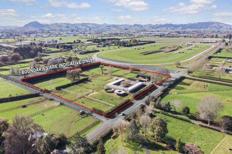 Photo of property in 134 Racecourse Road, Cambridge, 3493