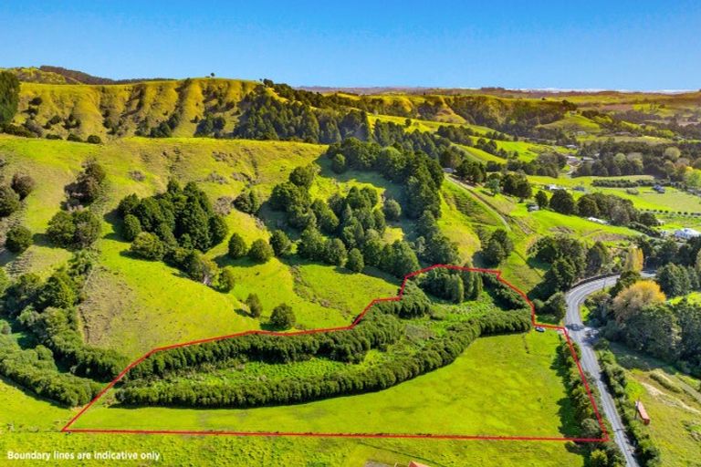 Photo of property in 704 Whangaripo Valley Road, Whangaripo, Wellsford, 0972