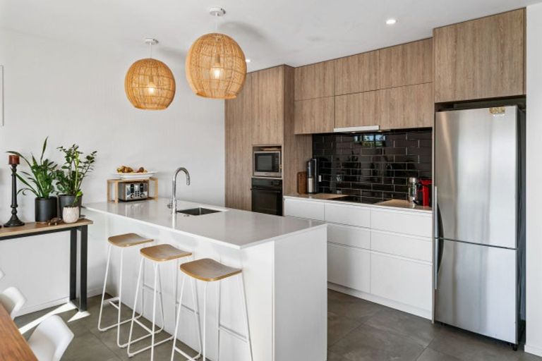 Photo of property in 11 Wheriko Avenue, Glenbrook, Waiuku, 2681