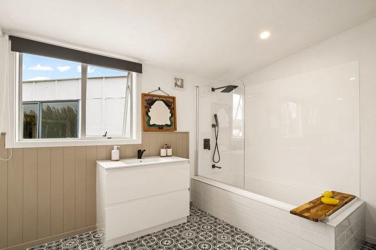 Photo of property in 461 Centre Road, Momona, Outram, 9073