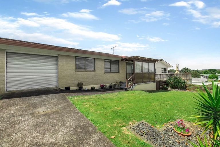 Photo of property in 10a Kowhai Street, Tuakau, 2121
