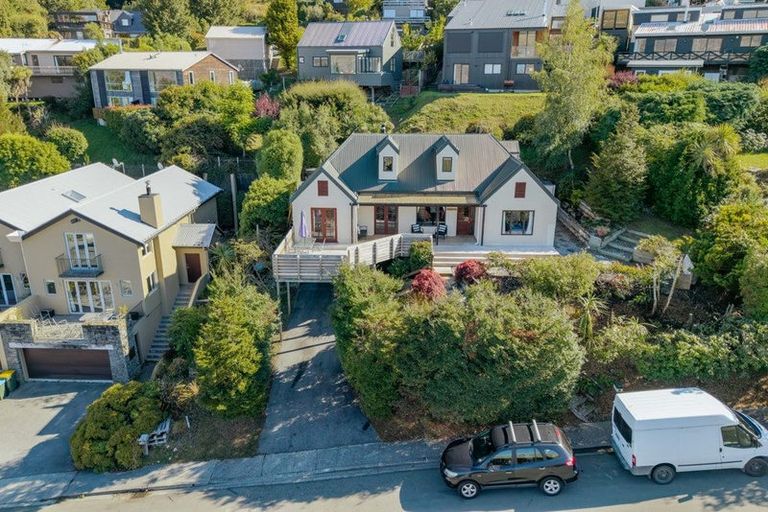 Photo of property in 36 Greenstone Place, Fernhill, Queenstown, 9300