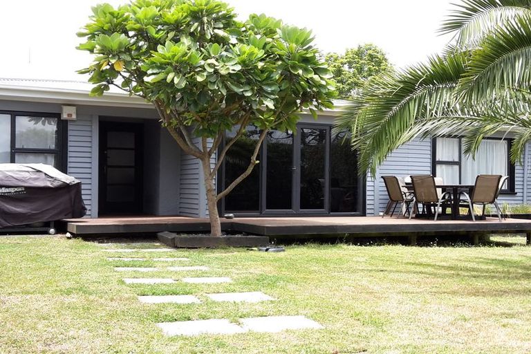 Photo of property in 42 Harrisville Road, Tuakau, 2121