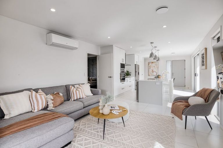 Photo of property in 19 Taioma Close, Papamoa, 3118