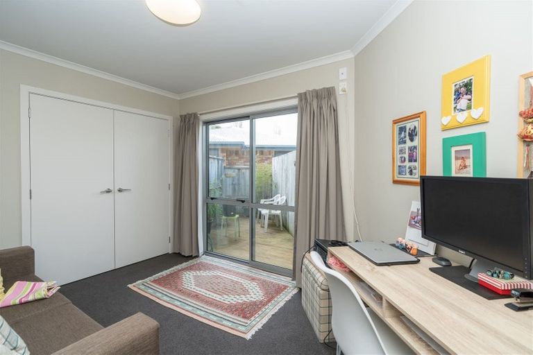 Photo of property in 18c Kelvin Place, Hamilton East, Hamilton, 3216