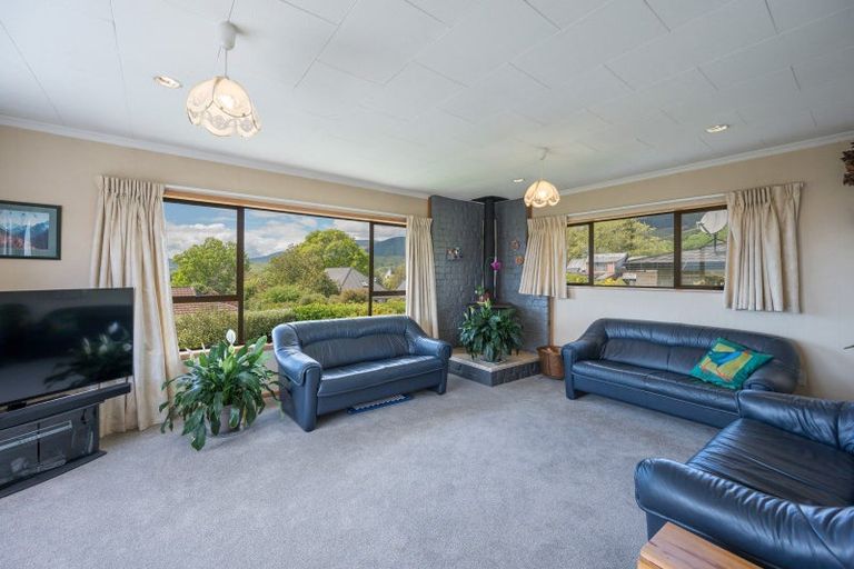 Photo of property in 8 Farnham Drive, Richmond, 7020