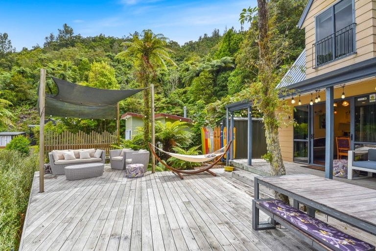Photo of property in 8 Chingford Road, Lake Rotoma, Rotorua, 3074