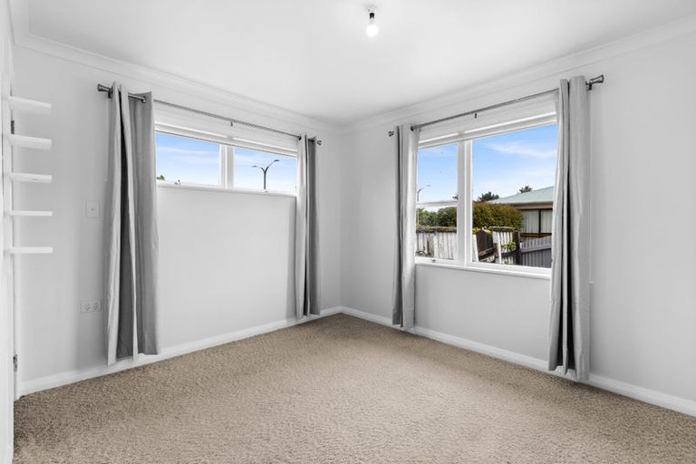 Photo of property in 309 Kennedy Road, Onekawa, Napier, 4110