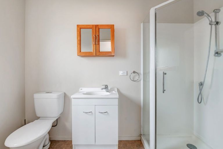 Photo of property in 34 Cabeleigh Drive, Helensville, 0800