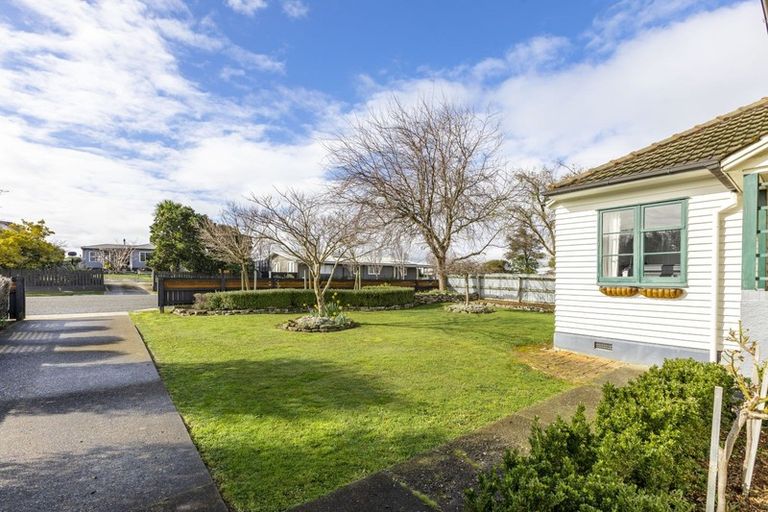 Photo of property in 14 Goodger Street, Waipukurau, 4200