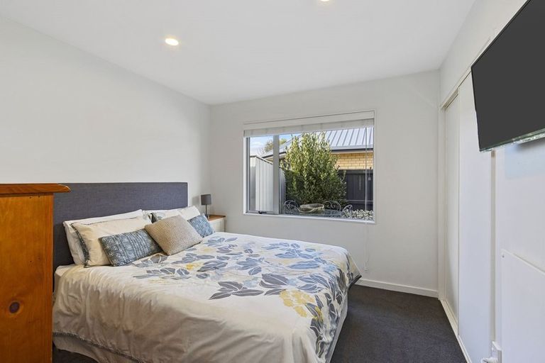 Photo of property in 30 Mounter Avenue, Northwood, Christchurch, 8051