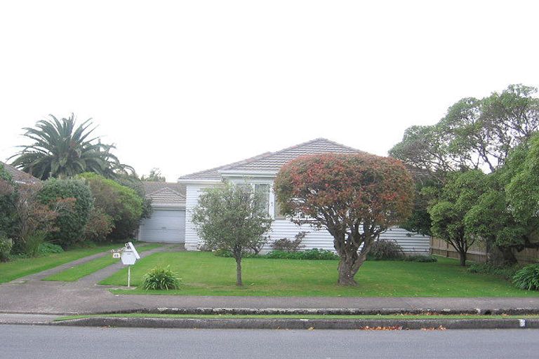 Photo of property in 45 Porutu Street, Fairfield, Lower Hutt, 5011