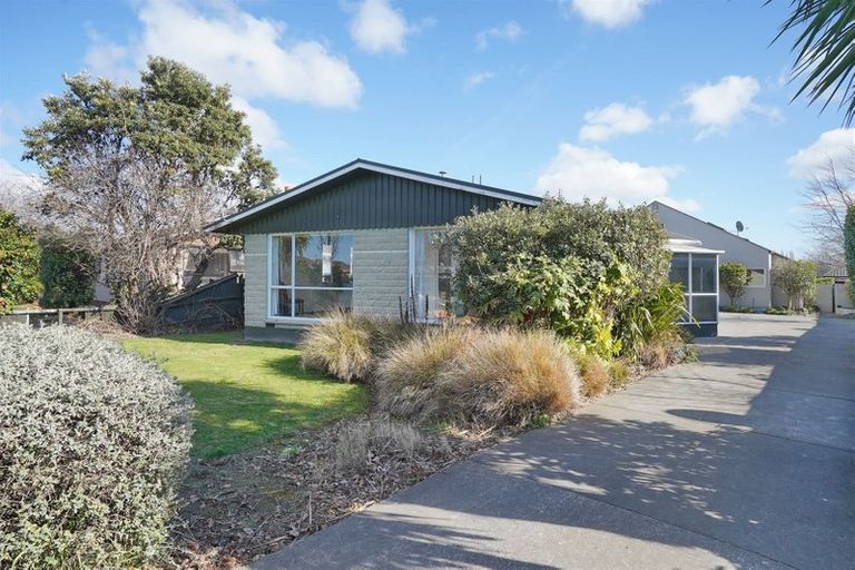 Photo of property in 775 Main North Road, Belfast, Christchurch, 8051