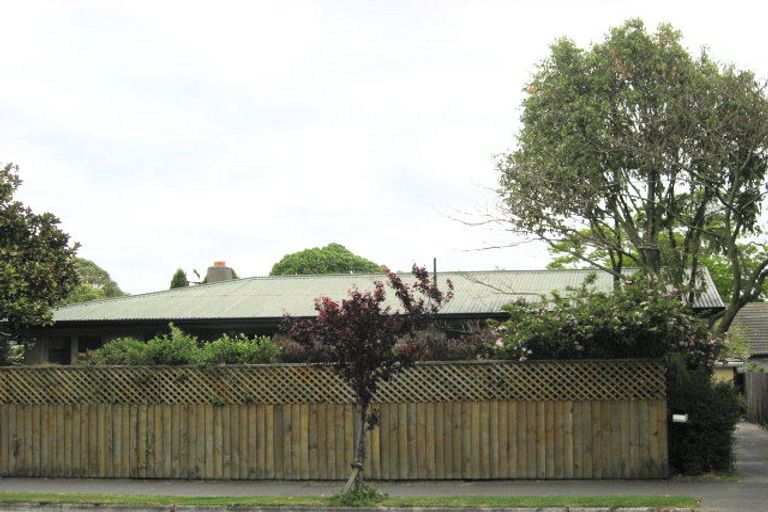 Photo of property in 89 Grahams Road, Burnside, Christchurch, 8041