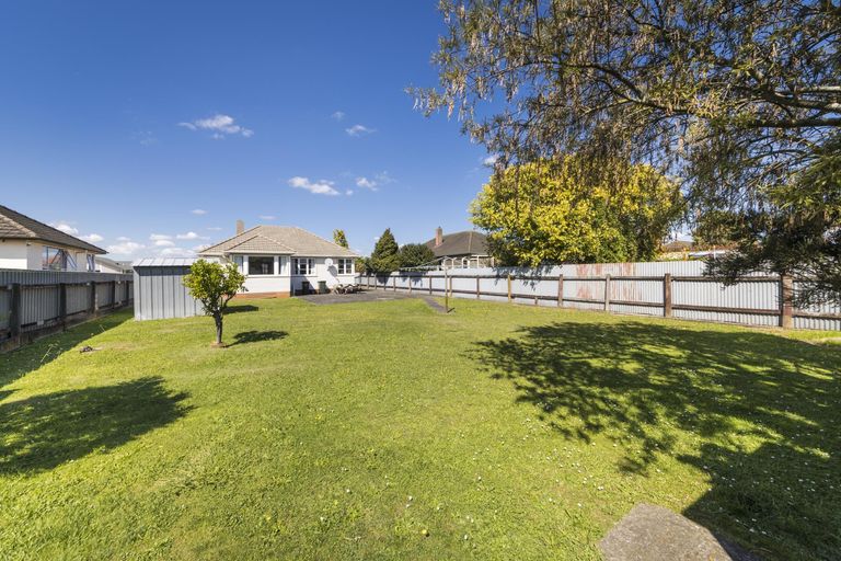 Photo of property in 28 Humber Street, Roslyn, Palmerston North, 4414