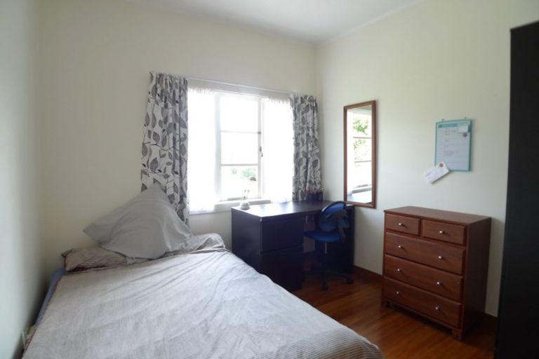 Photo of property in 71 Keegan Drive, Massey, Auckland, 0614