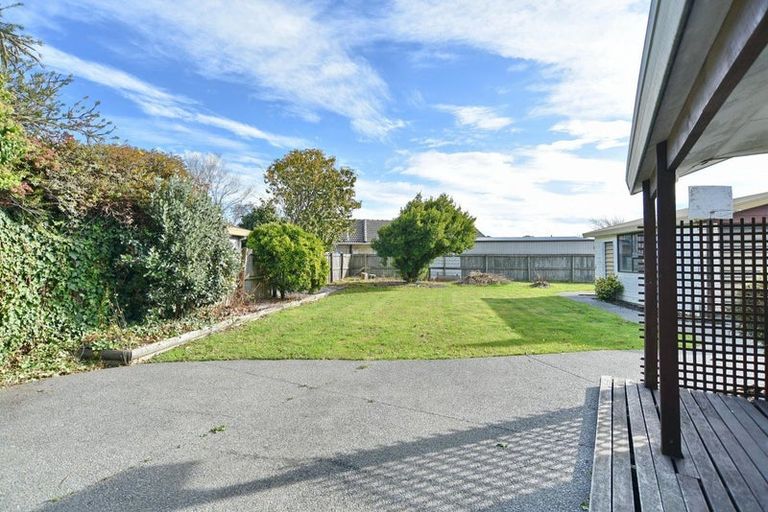 Photo of property in 31 Tyrone Street, Belfast, Christchurch, 8051