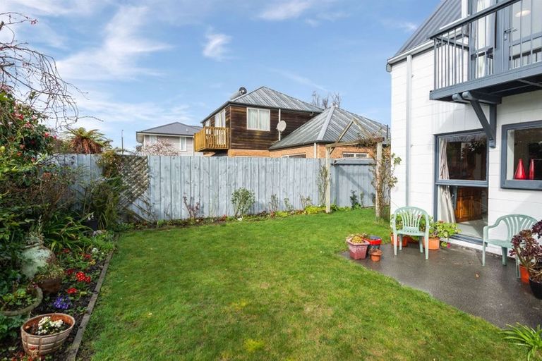 Photo of property in Cornwall Gardens, 10/27 Cornwall Street, St Albans, Christchurch, 8014