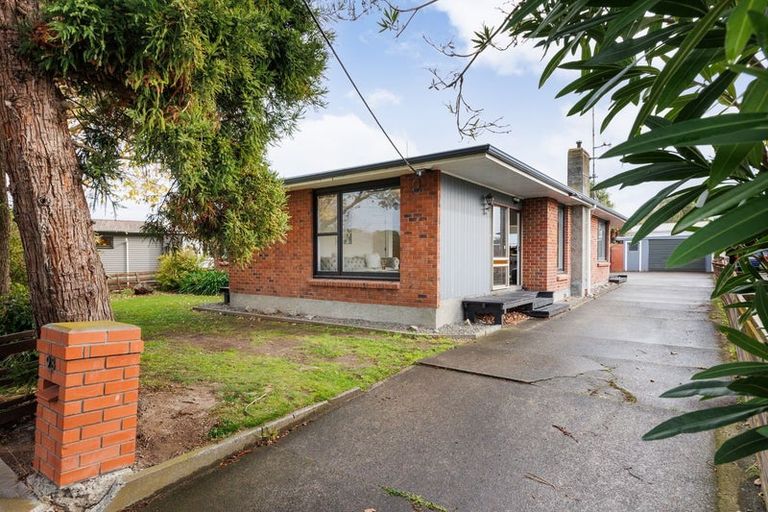 Photo of property in 98 Lethbridge Street, Feilding, 4702