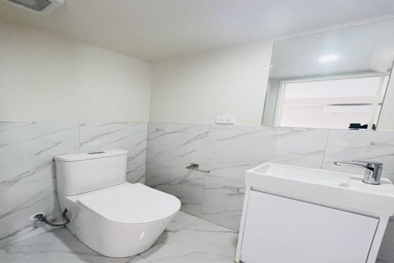 Photo of property in 3/49 Gloucester Road, Manurewa, Auckland, 2102