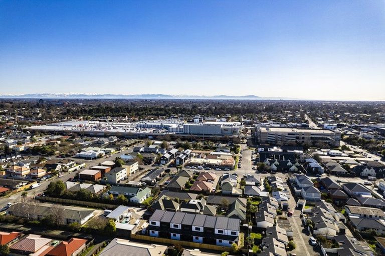 Photo of property in 46b Division Street, Riccarton, Christchurch, 8041