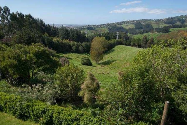 Photo of property in 325a Worsleys Road, Cracroft, Christchurch, 8022
