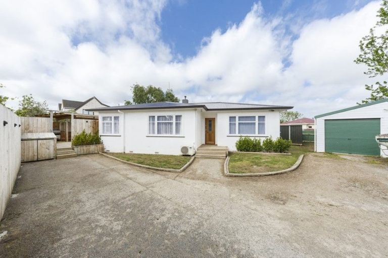 Photo of property in 10 Pitama Road, Awapuni, Palmerston North, 4412