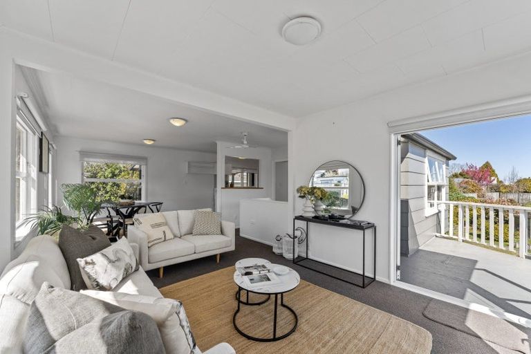 Photo of property in 21 Sunset Street, Hilltop, Taupo, 3330