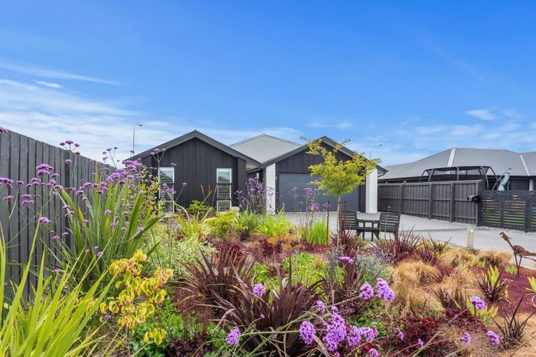 Photo of property in 17 Goldie Drive, Rangiora, 7400