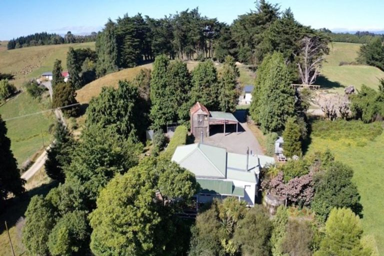 Photo of property in 3 Adolphus Street, Norsewood, 4974
