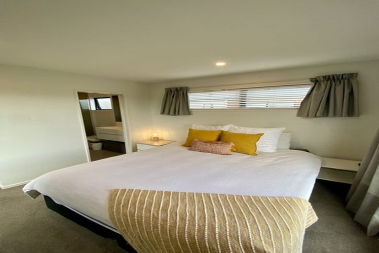 Photo of property in 16 Packard Crescent, Halswell, Christchurch, 8025