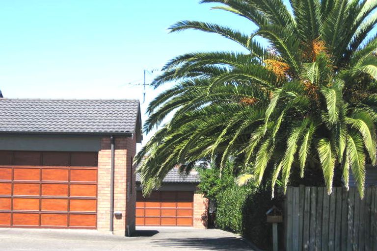 Photo of property in 4 Argyle Terrace, Milford, Auckland, 0620