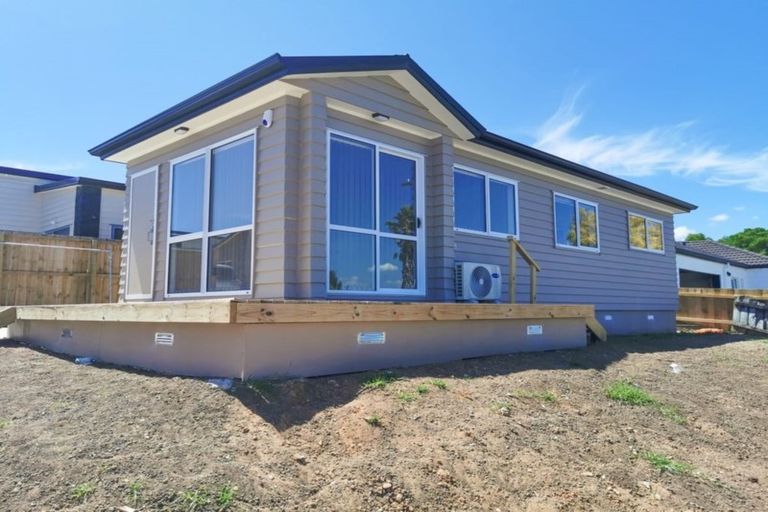 Photo of property in 39a Senator Drive, Manurewa, Auckland, 2105