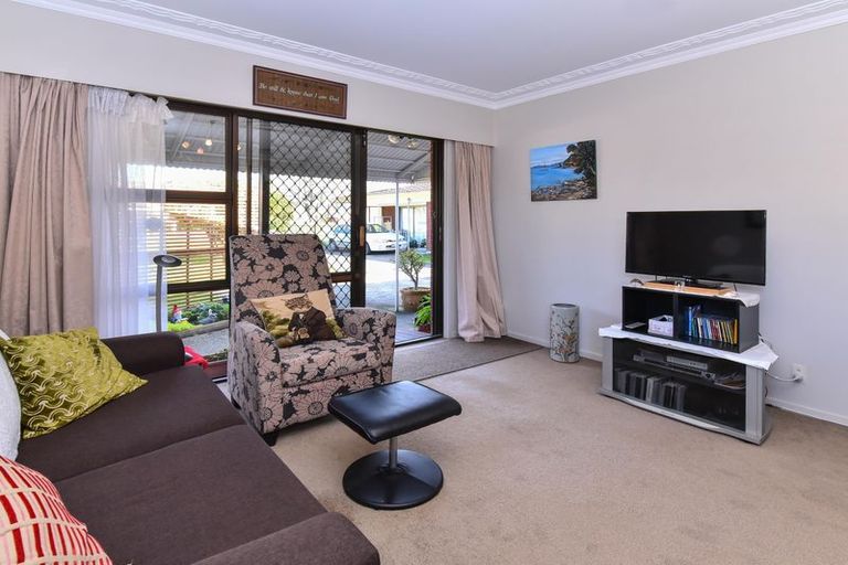 Photo of property in 3/10 Opaheke Road, Papakura, 2110