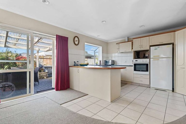 Photo of property in 148 Evans Road, Papamoa Beach, Papamoa, 3118