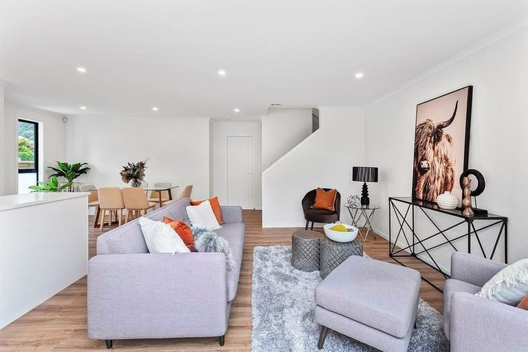 Photo of property in 69u1 Darlington Road, Miramar, Wellington, 6022